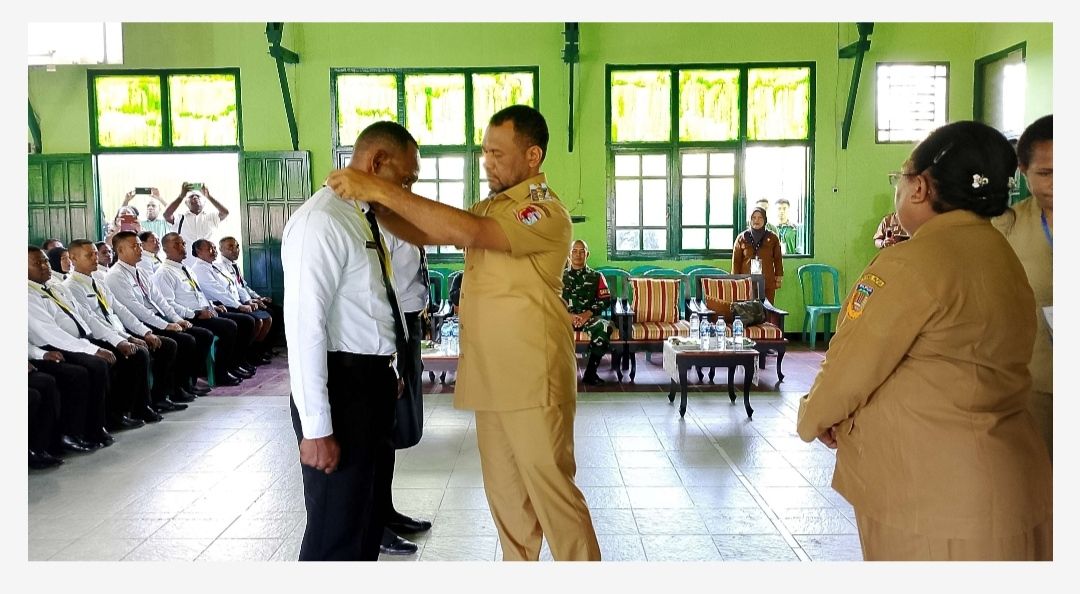Bupati Kristosimus Agawemu Buka Pelatihan CPNS K2 Mappi